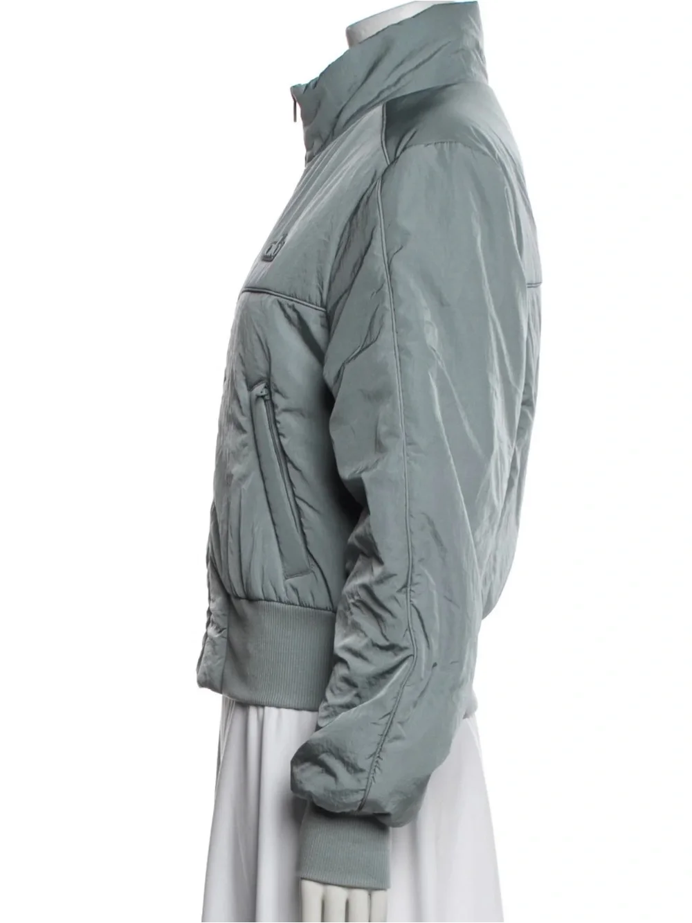 ALO Yoga   Light Gray Quilted Puffer Jacket
